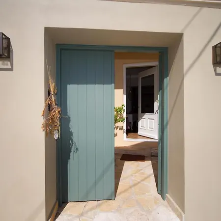 Agnantia Apartamento